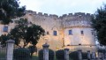 vista esterna del castello della città di Carovigno