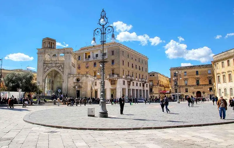 Piazza Sant Oronzo a Lecce